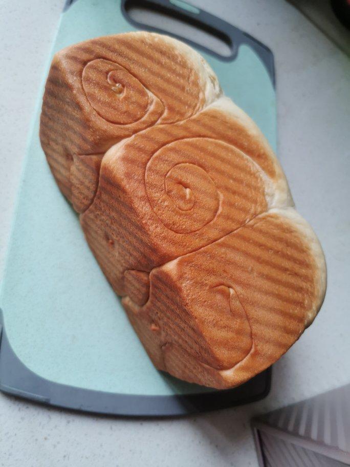 吐司，奶香手撕面包，超级香浓