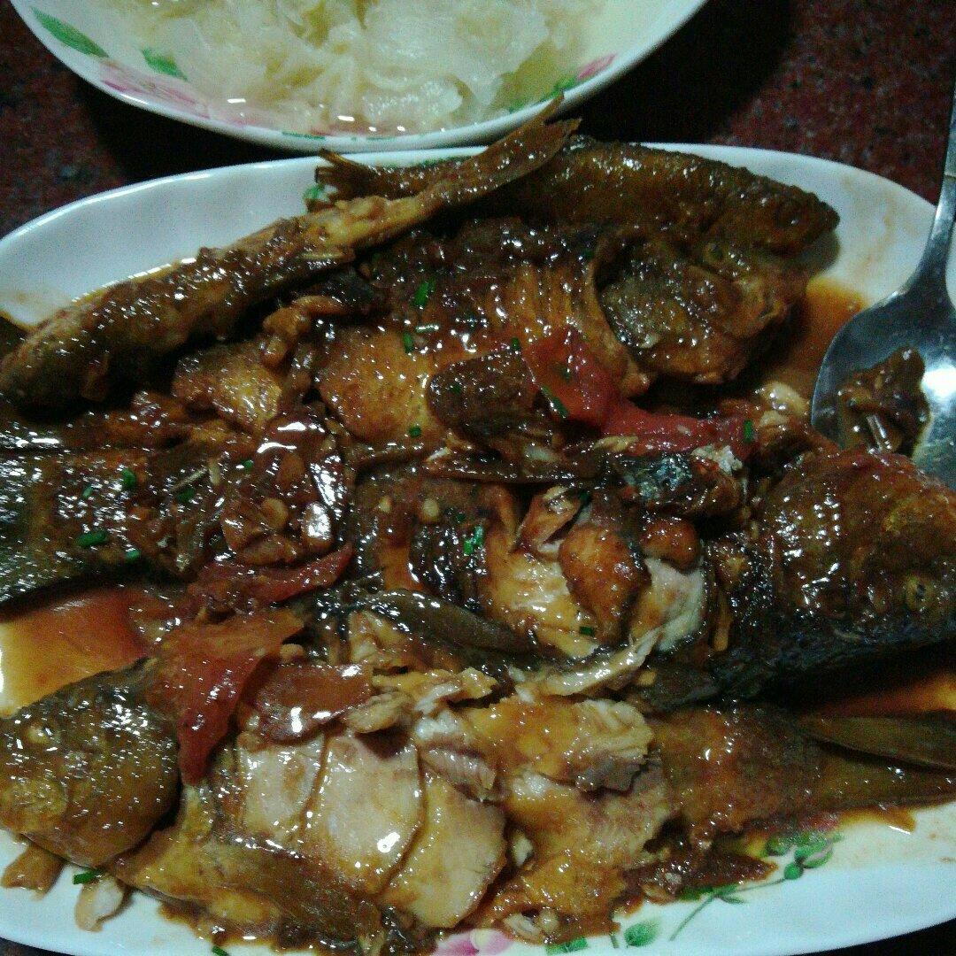 红烧鲤鱼