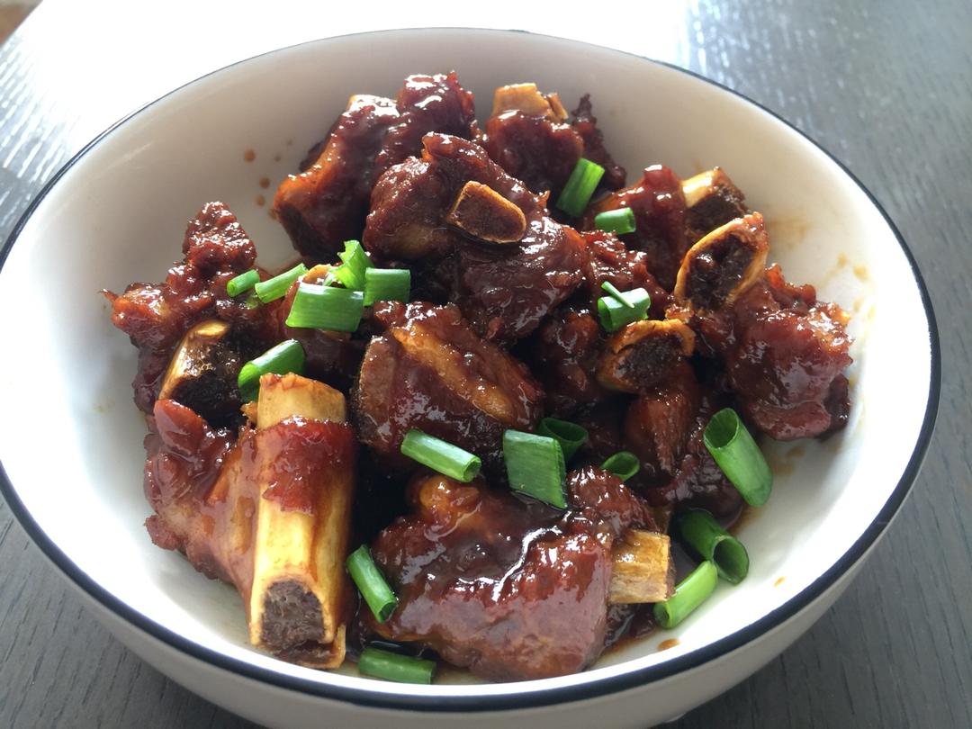 红烧排骨