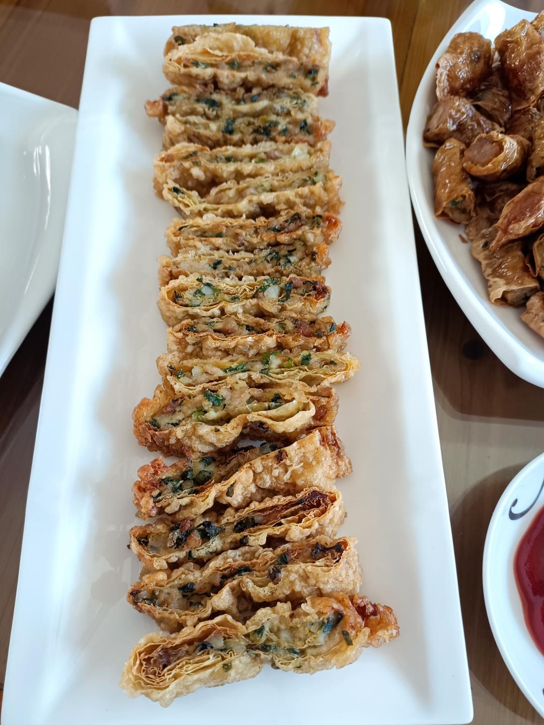 十五奎巷干炸响铃，腐皮葱花肉及Vegan素烧鹅
