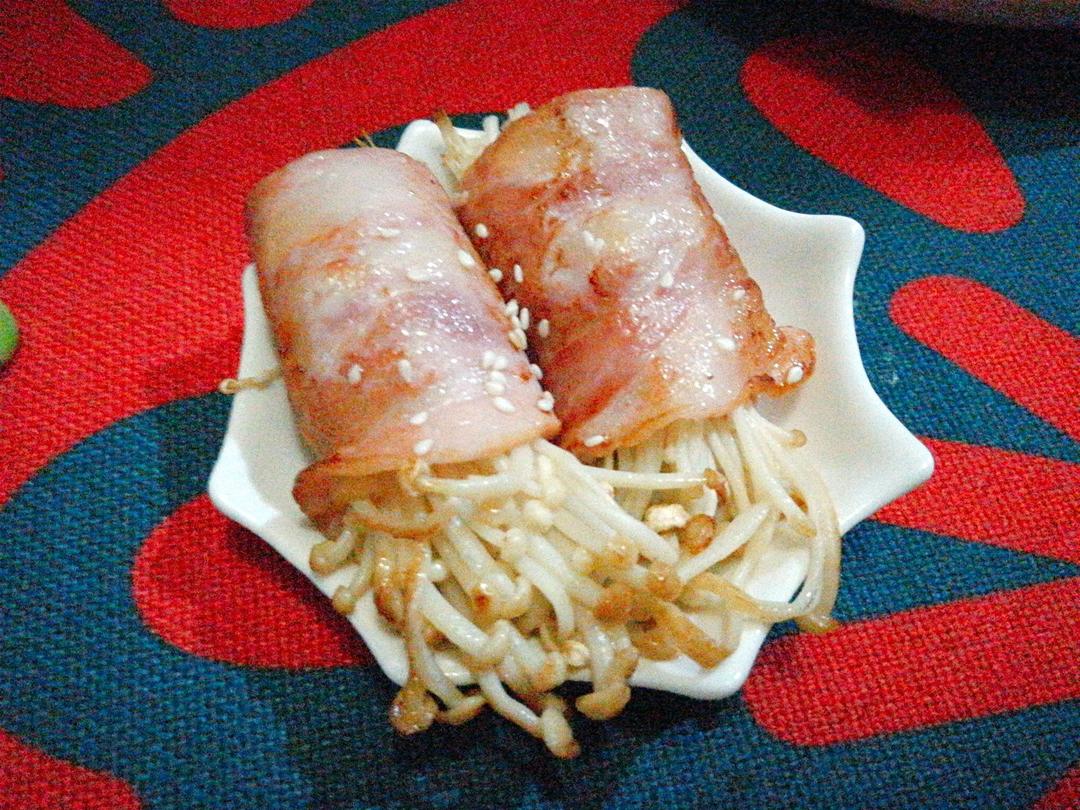 香煎培根金针菇卷