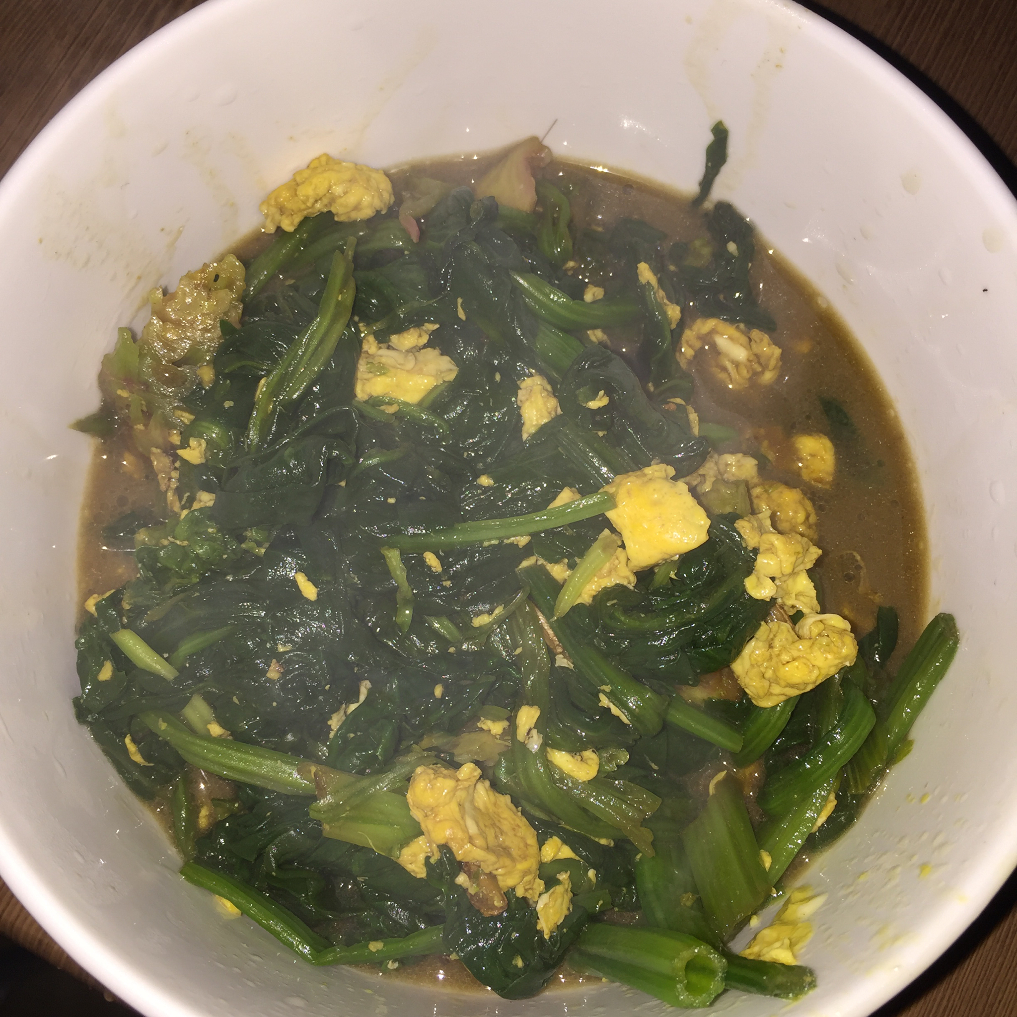 菠菜炒鸡蛋