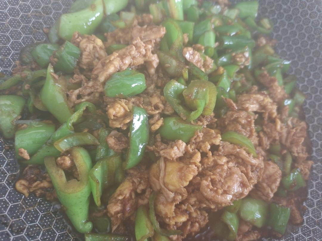 青椒鸡蛋拌面（主食，面条）