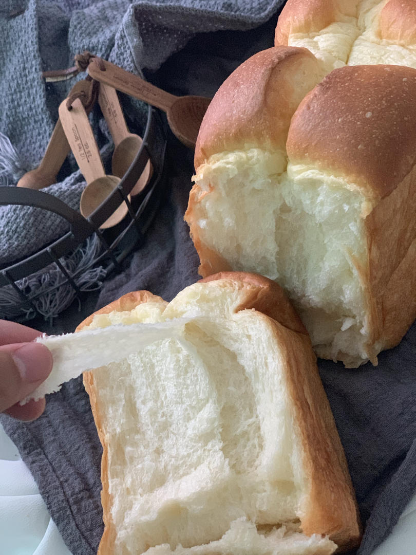 鲜奶液种超熟吐司