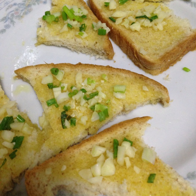 微波炉蒜香面包
