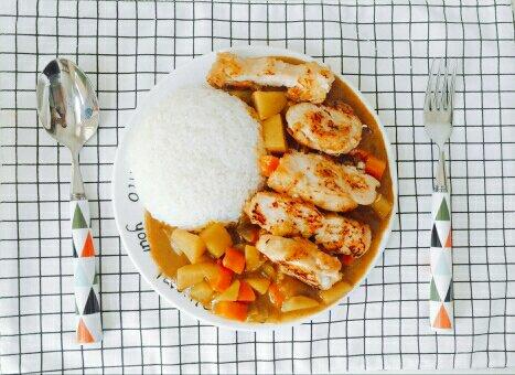 咖喱鸡排饭