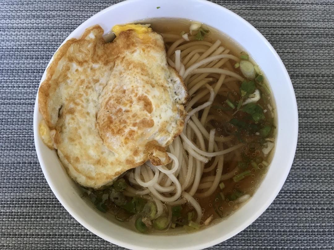 一碗热汤面