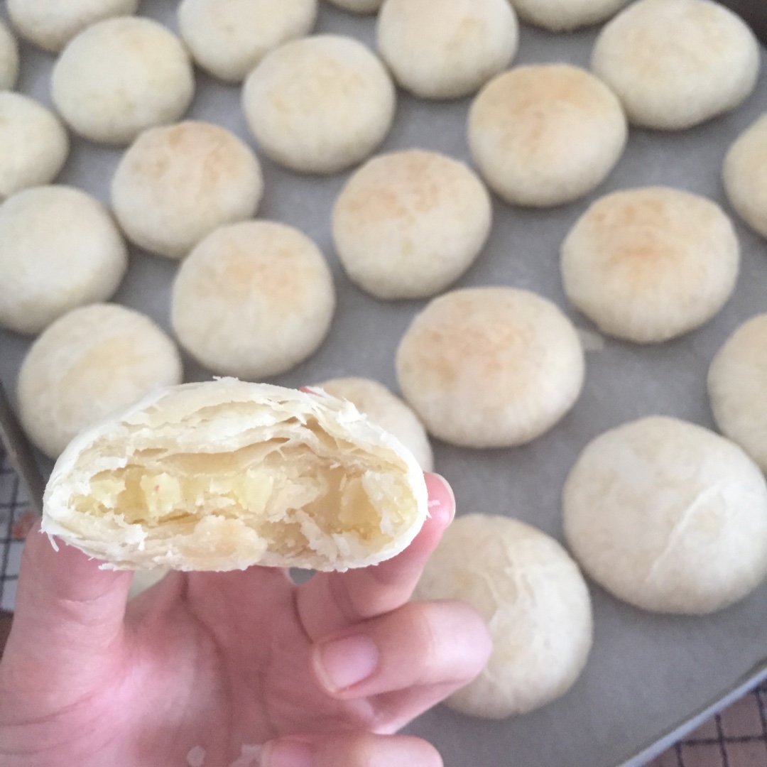 酥皮绿豆饼   酥得掉渣渣