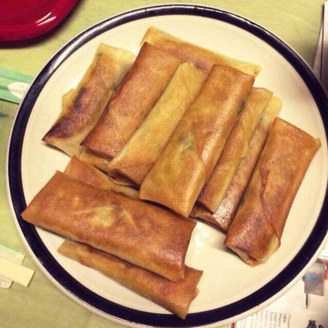 黄芽菜肉丝春卷