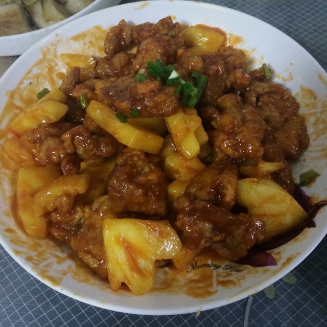 菠萝咕咾肉