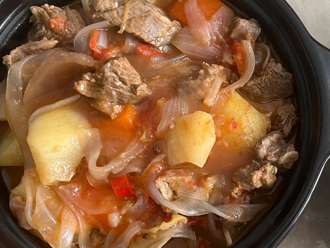 无辣不欢～番茄炖牛肉