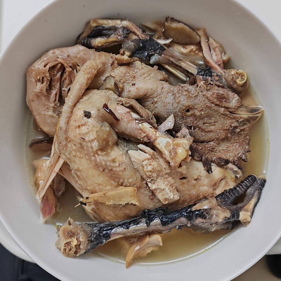 鲜美无敌：清炖鸡汤🐔