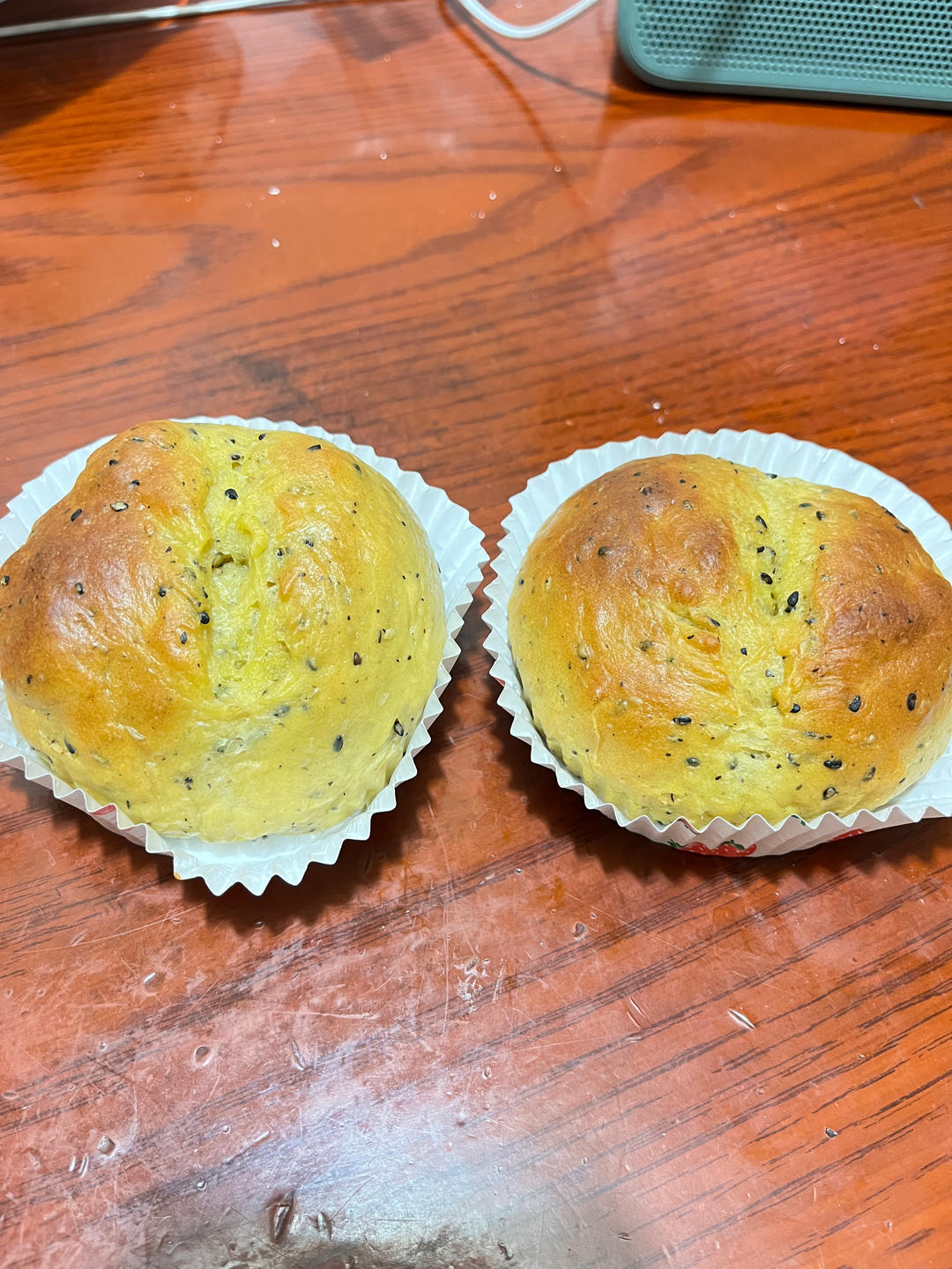 红薯黑芝麻面包球
