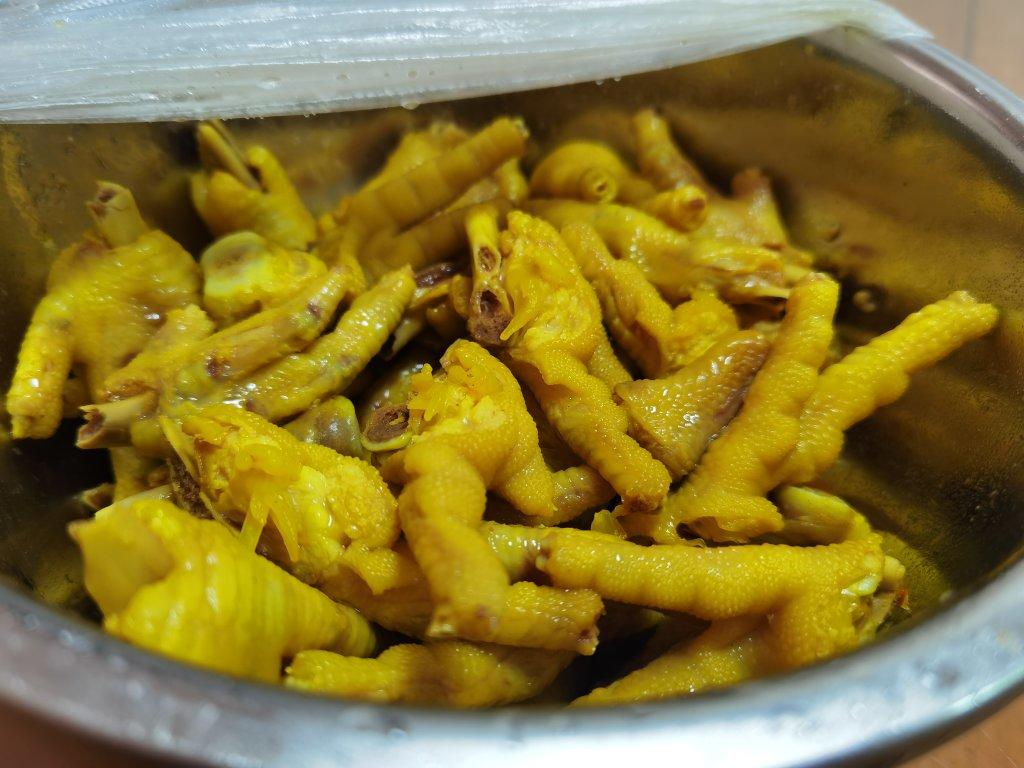 盐焗鸡爪(比外面卖的还好吃)