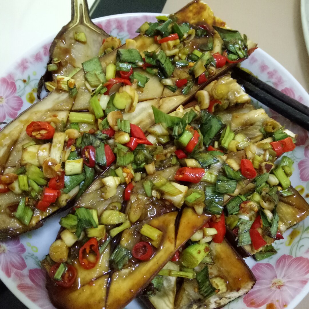 蒜蓉茄子，只需一个烤箱，马上让您变大厨，做法超级简单易学，懒人必备利器