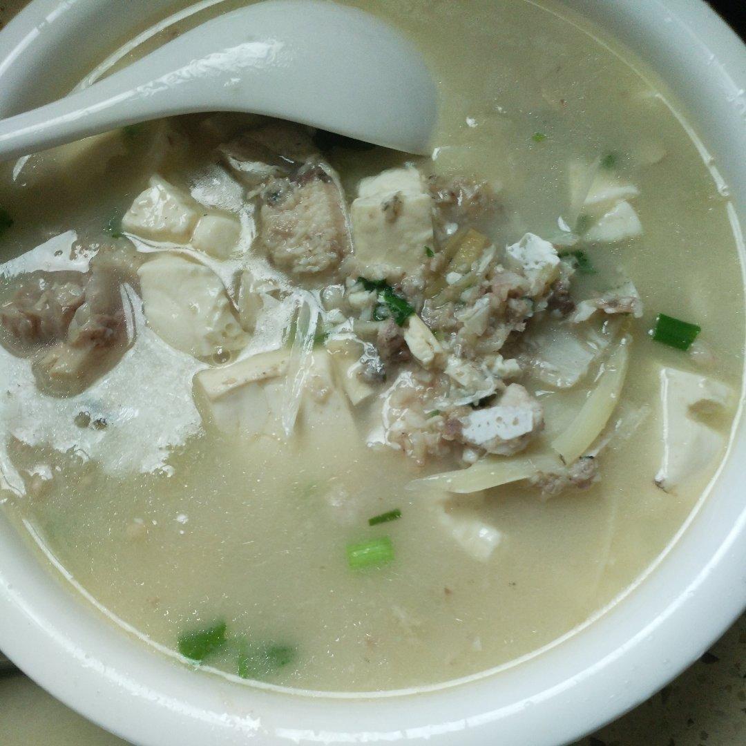 豆腐鱼头汤