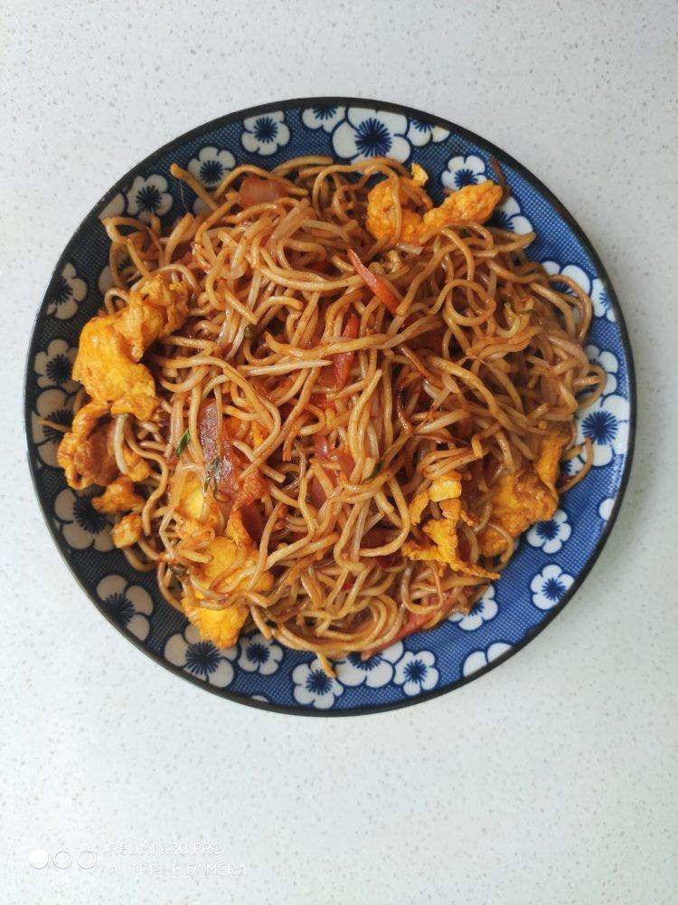 🍜最简单最好吃的家常炒面