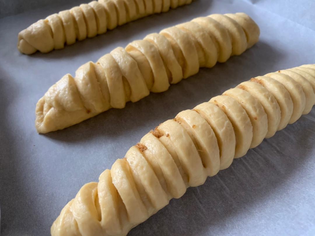 毛毛虫肉松面包