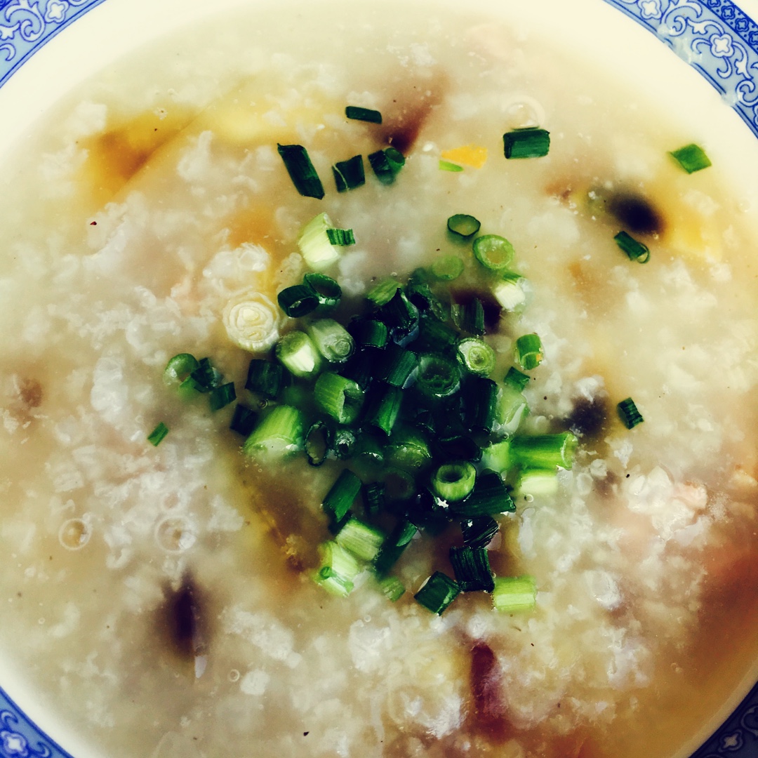 十五分钟快手之香滑皮蛋瘦肉粥(附五分钟电饭煲电压力锅更快捷方法)