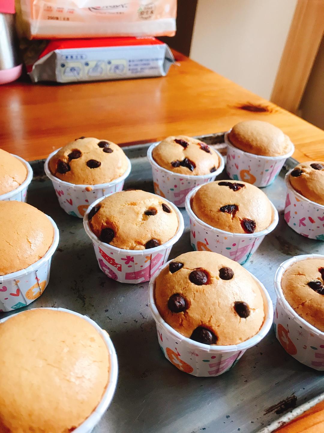 不回缩迷你纸杯蛋糕