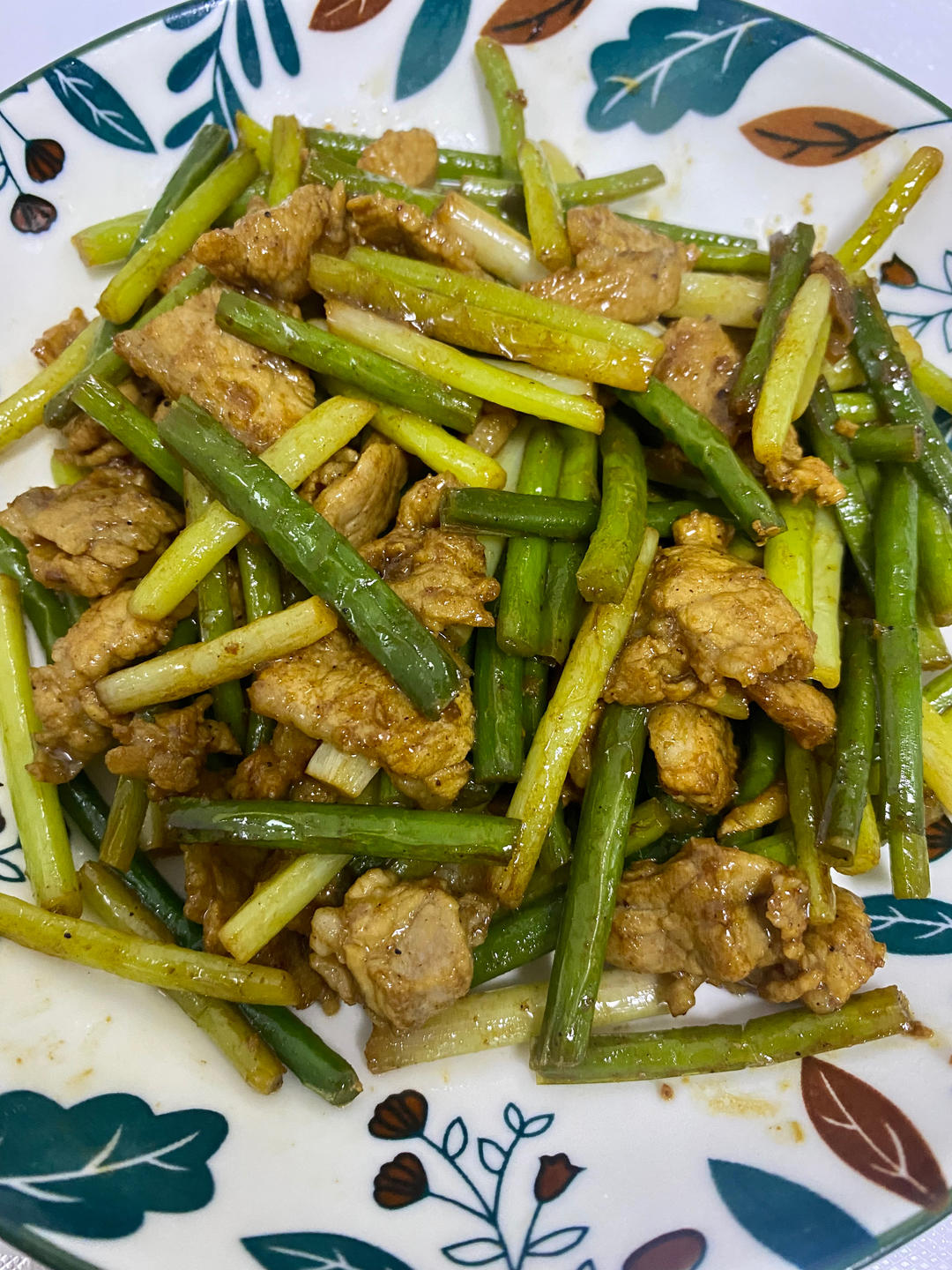 肉永远不够吃的蒜毫炒肉