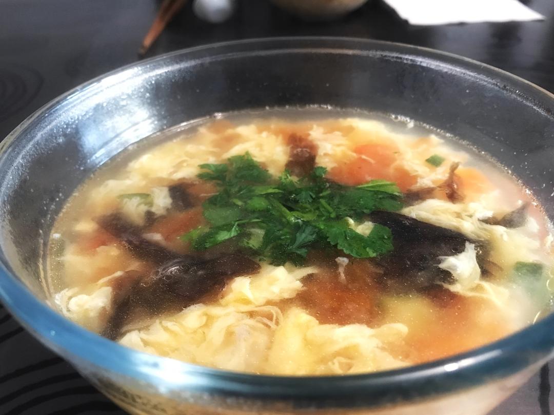西红柿鸡蛋疙瘩汤