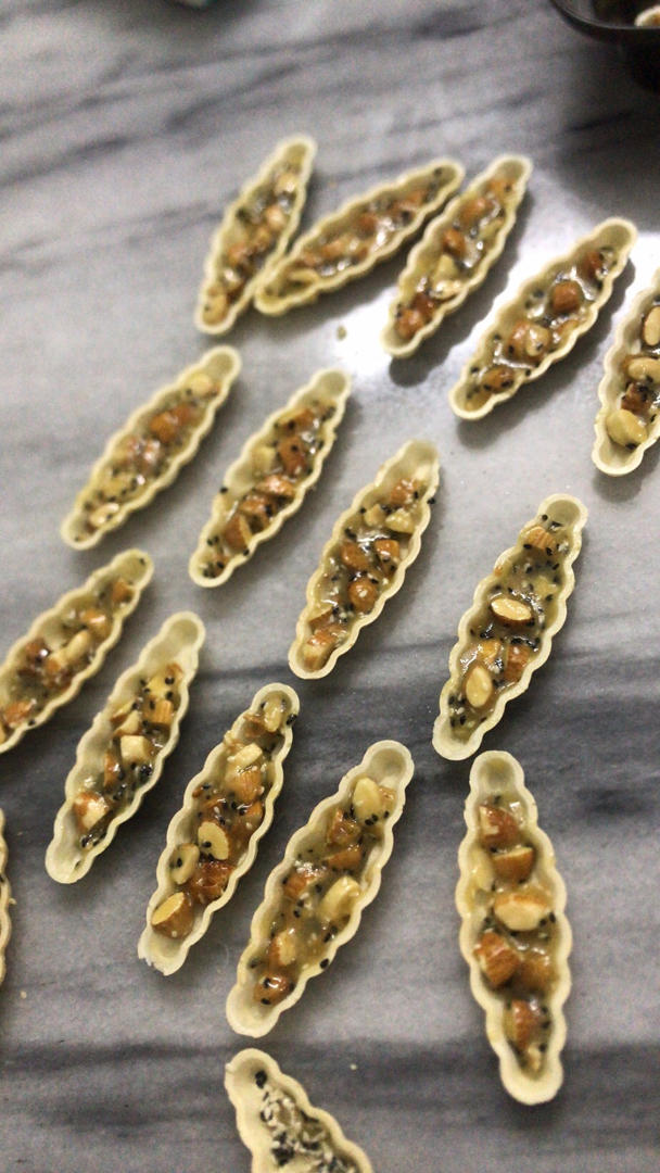 视频🚢一次搞定3种口味｜焦糖坚果糯米船｜不测温，不冷冻｜低糖｜简单｜0难度