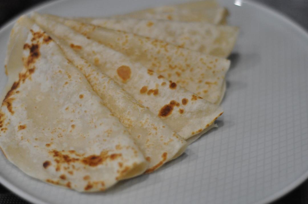 粉红老k做的烫面薄饼