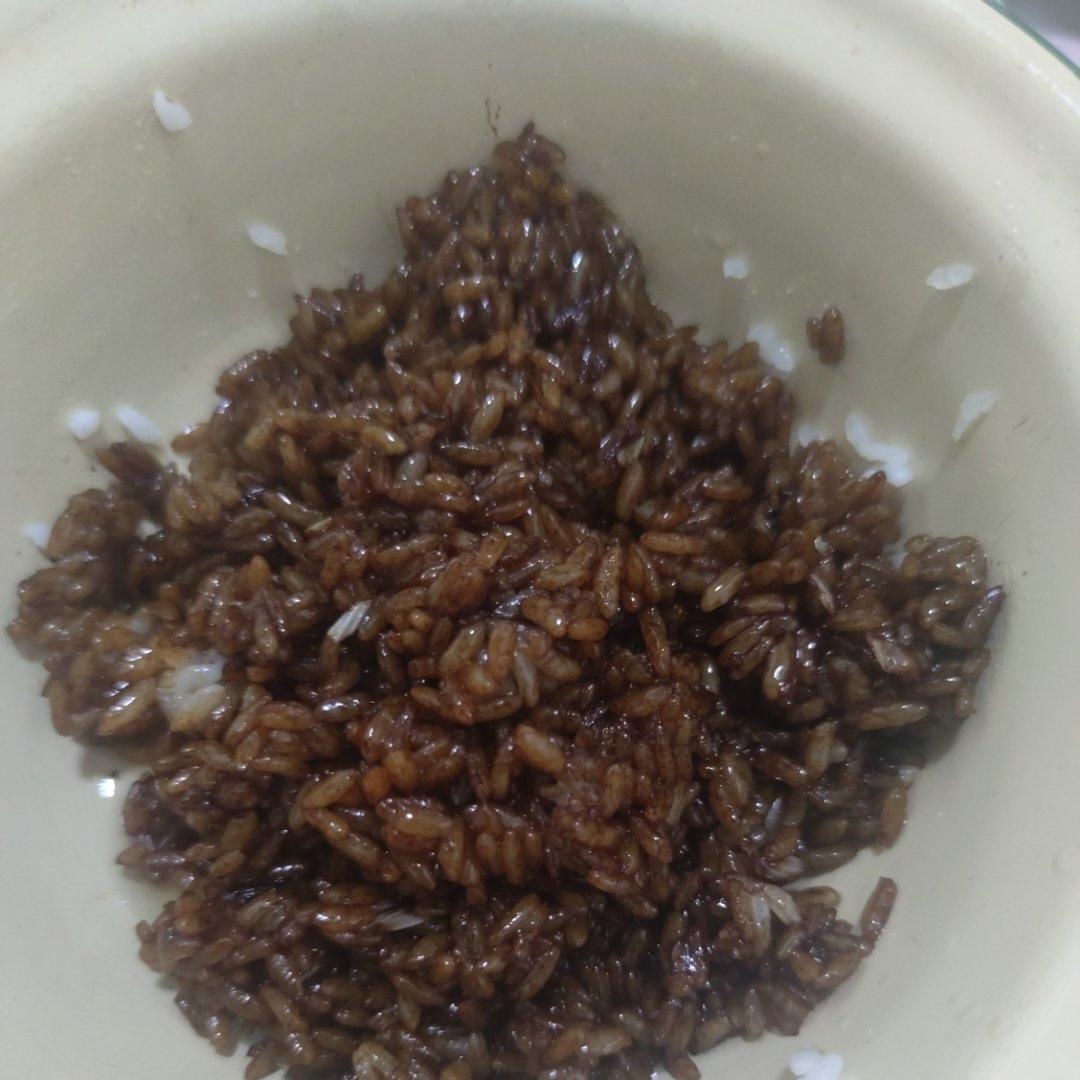 好吃到舔盘的酱油炒饭！