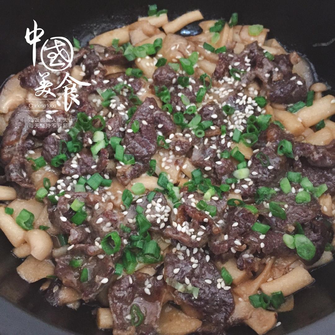 菌菇牛肉煲