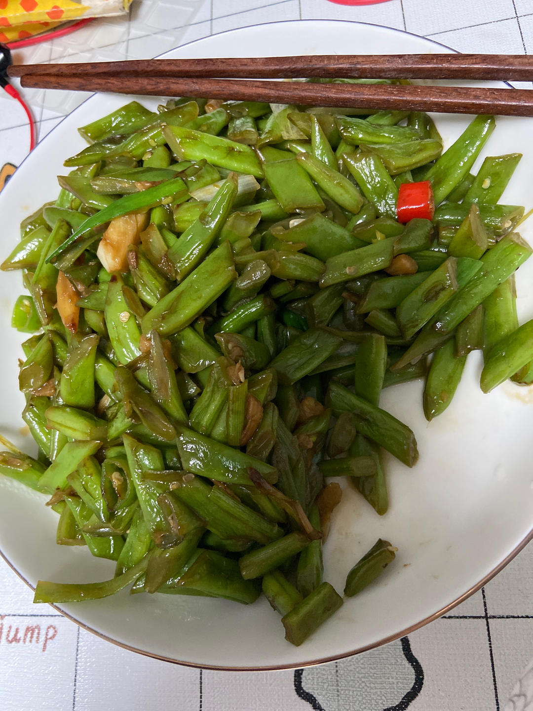 超级下饭的家常菜～清炒四季豆