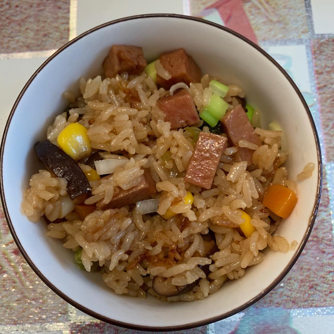 把陈乔恩吃哭的焖饭，我一口气连吃3碗，学会后再也不想吃外卖了