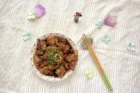 陈皮蘑菇蒸鸡的做法