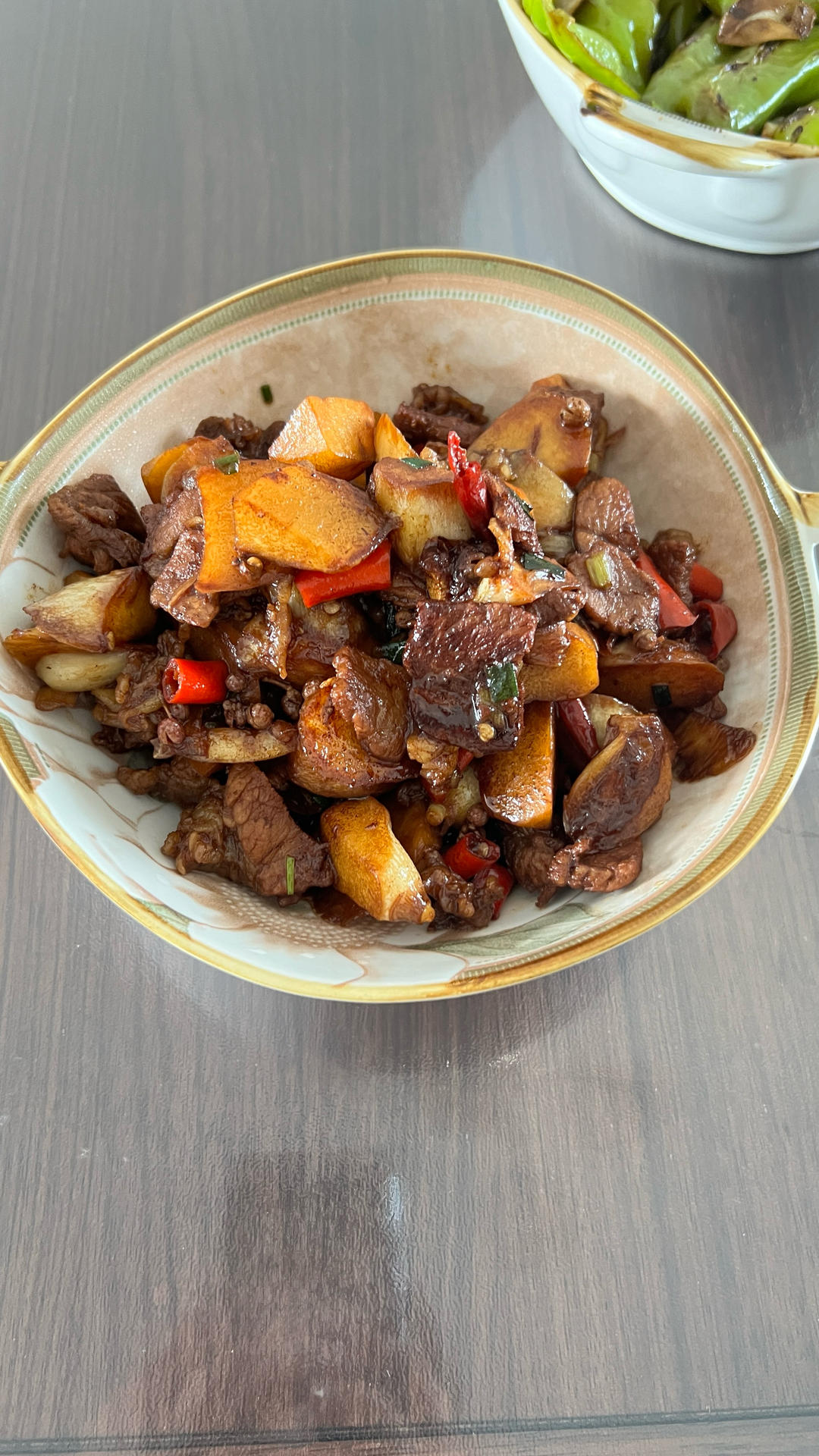 简单上手茭白炒肉