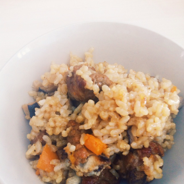 喷香排骨焖饭（爆好吃）