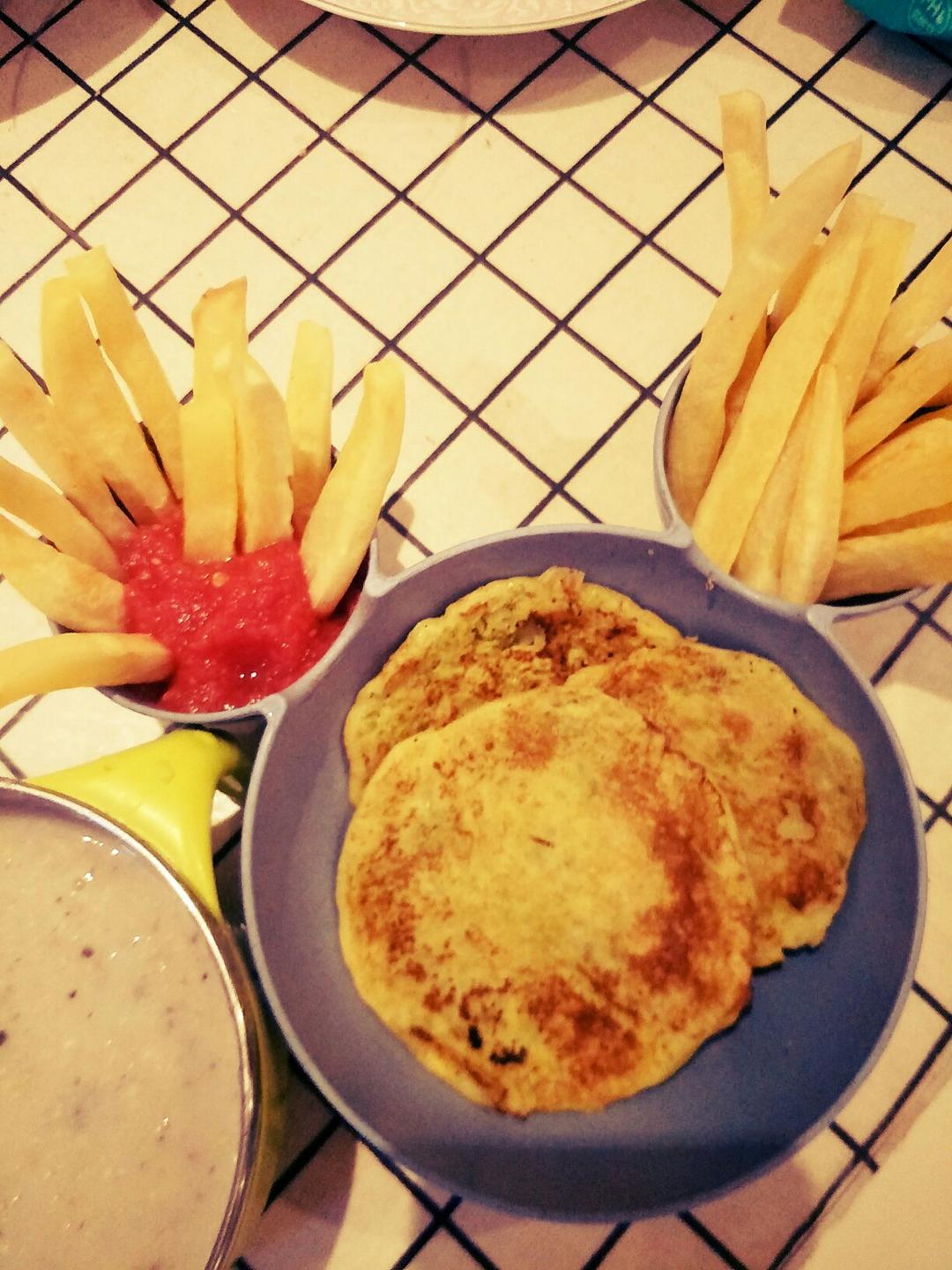 谁说孩子不能吃薯条？别人家孩子吃薯条也健康！
婴儿烤箱版薯条