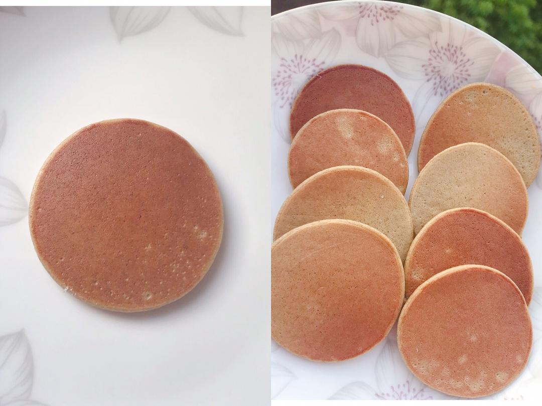 宝宝辅食之快手黑芝麻香蕉小煎饼，软饼🥞（10个月+）