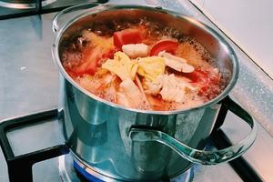 健康番茄浓汤的做法 步骤3