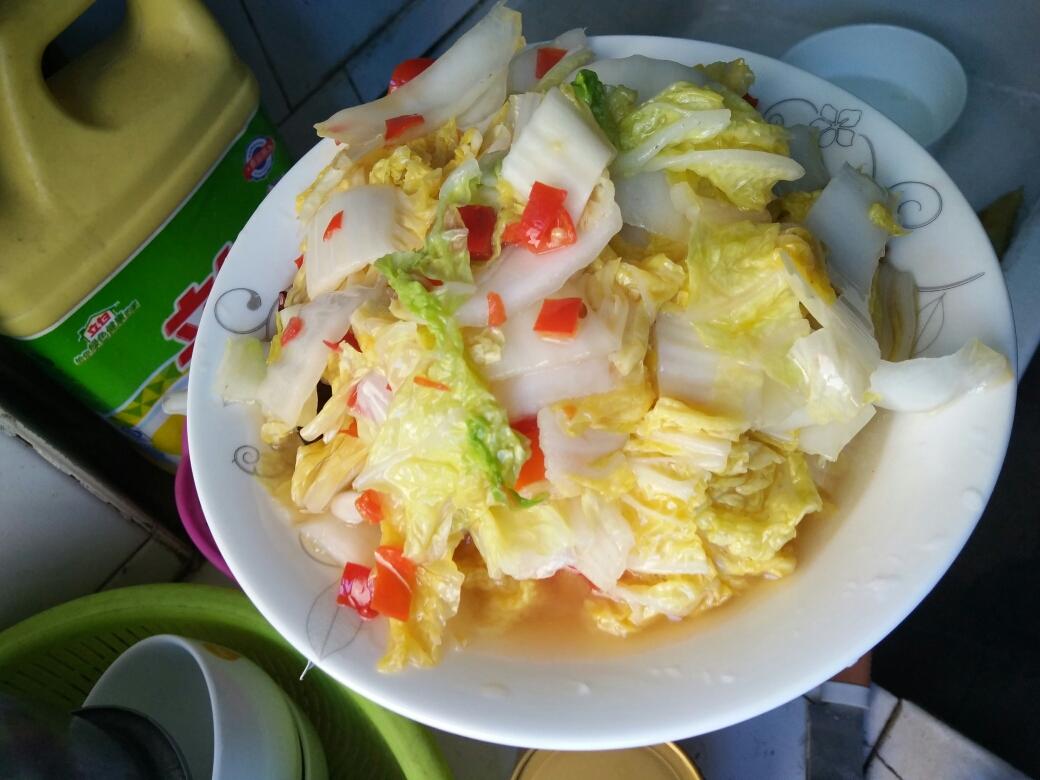 酸辣椒炒白菜（懒人、简单、可口、有食欲）