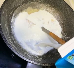低脂奶香白汁蘑菇意粉的做法 步骤6