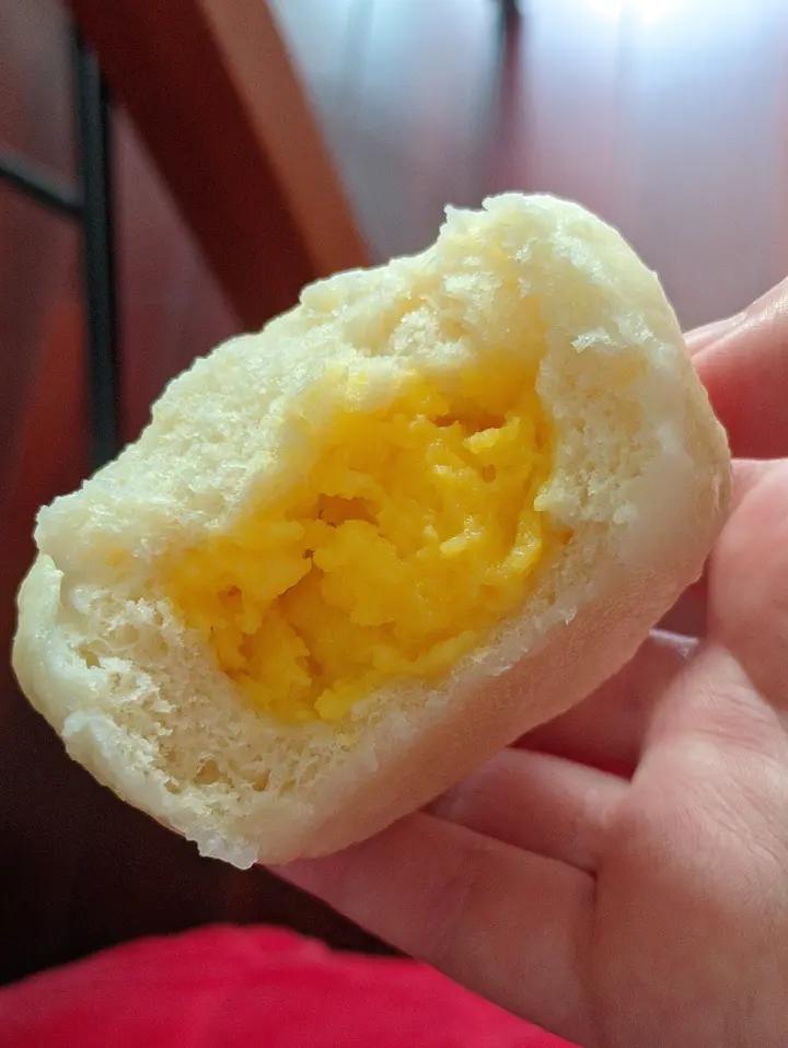 松软香甜的奶黄包，很快就可以搞定。