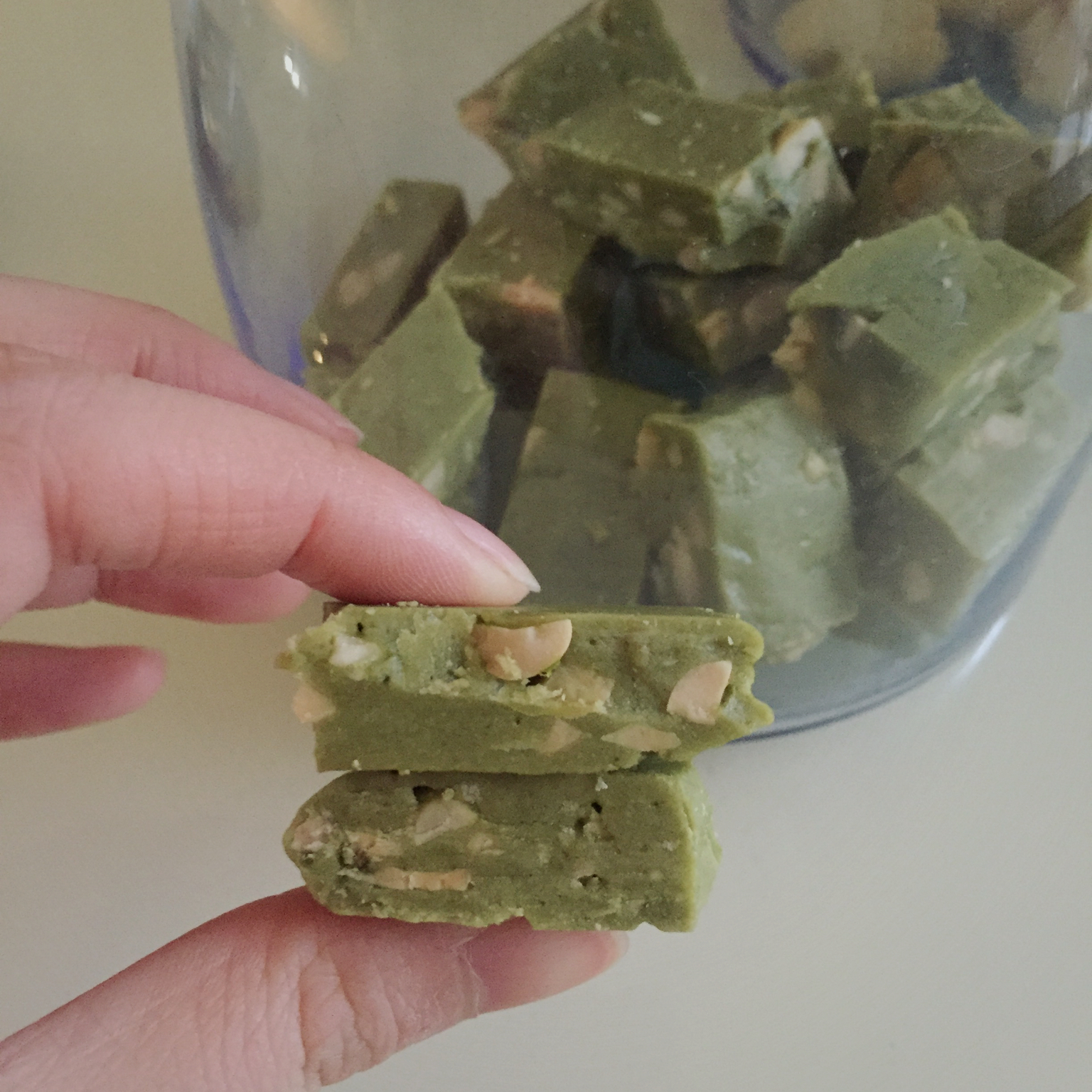 抹茶杏仁牛轧糖