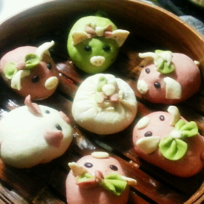 小猪牛奶馒头