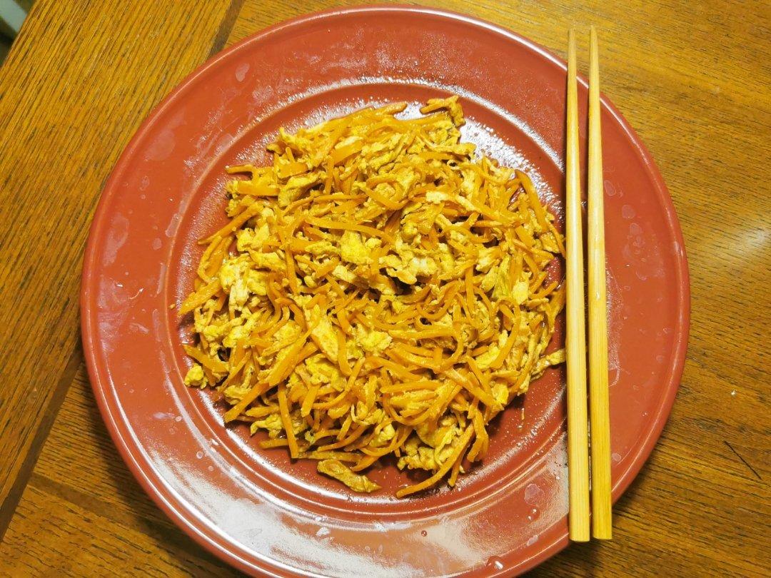 胡萝卜炒鸡蛋