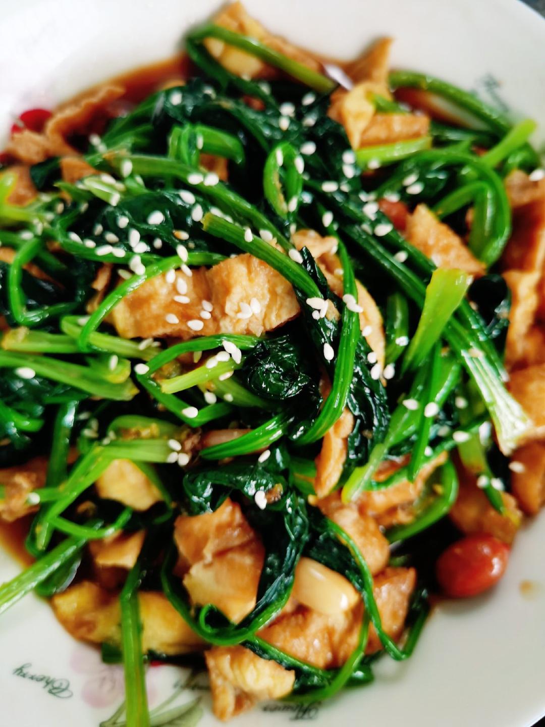 健康低脂凉拌菜—菠菜可以这样吃