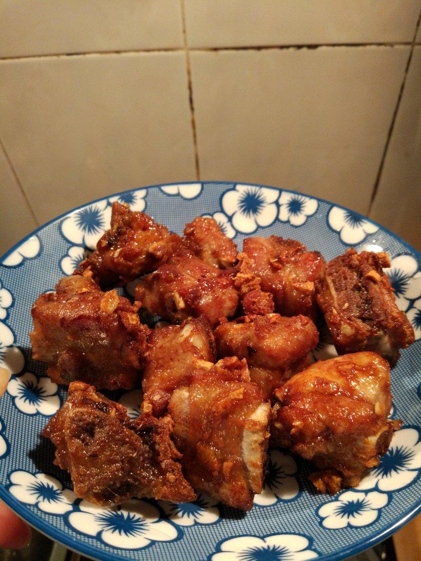 金牌蒜香排骨