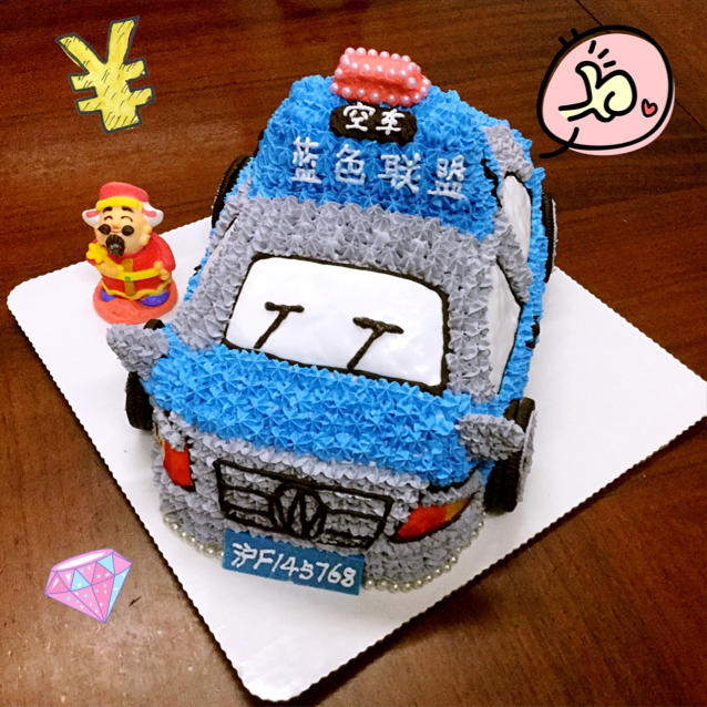 qq丸子做过向日葵杯子蛋糕妞给爸爸定做的出租车蛋糕,特意要求了车牌