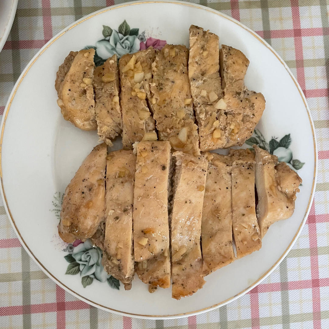 【嫩煎鸡胸肉】