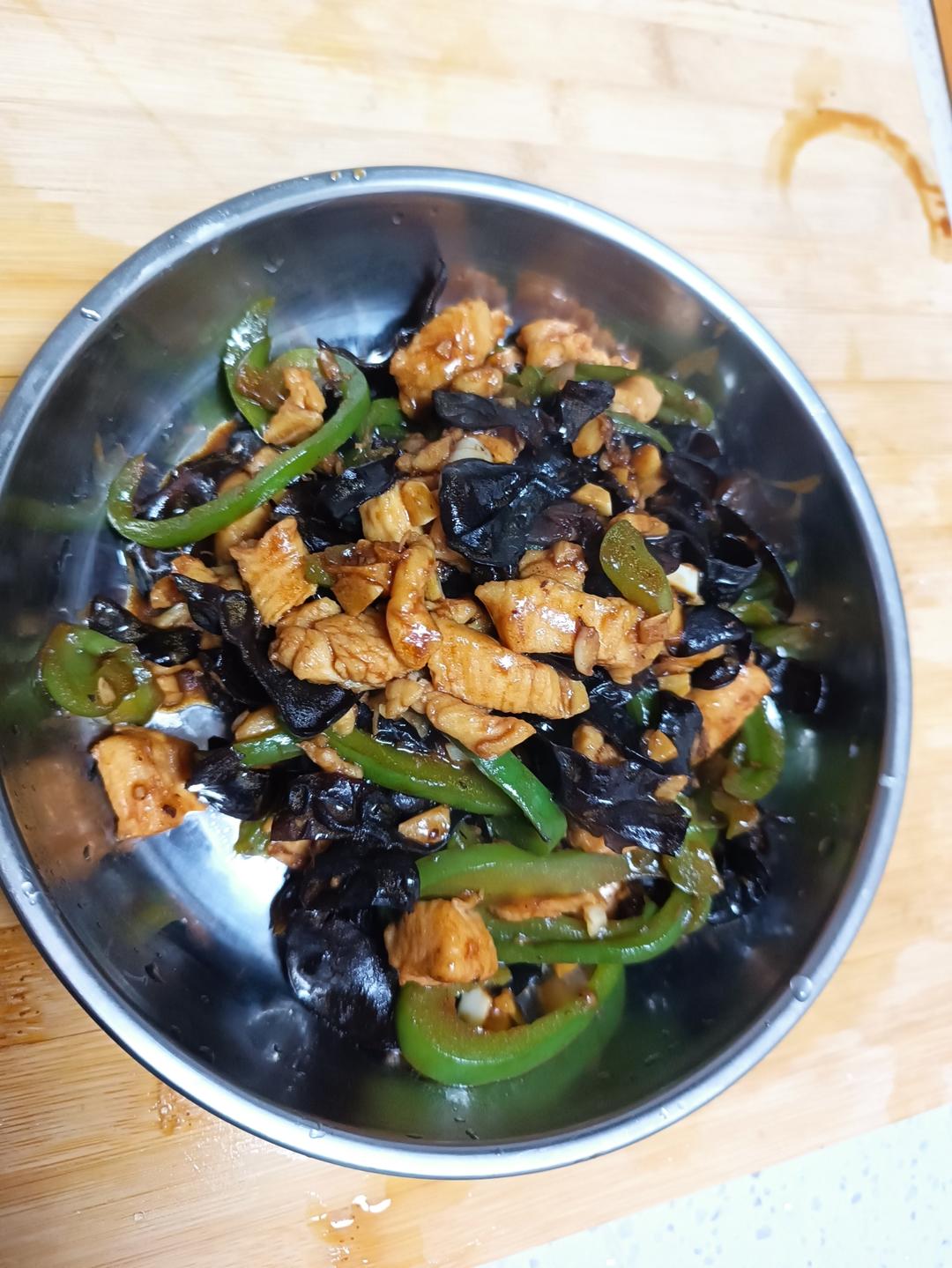 米饭杀手🍚改良版鱼香肉丝🍚不辣版