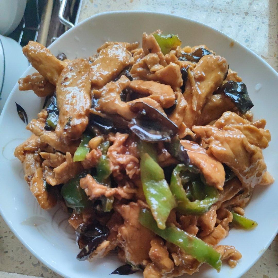 米饭🍚杀手鱼香鸡丝         （减脂期也可以吃）